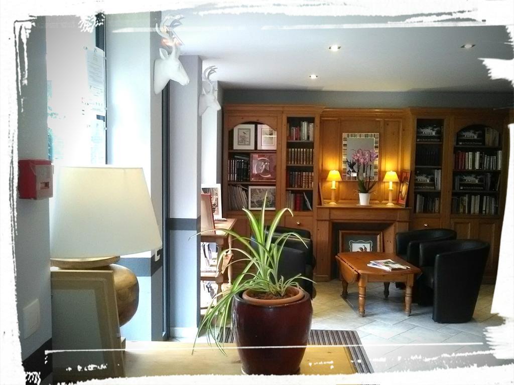 Residence Hotel Les Ducs De Chevreuse Avec Hebergement, Repas & Pdj, Seminaire, Bureau & Parking Εξωτερικό φωτογραφία