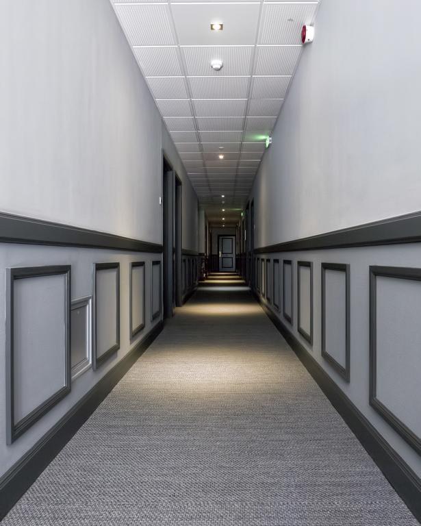 Residence Hotel Les Ducs De Chevreuse Avec Hebergement, Repas & Pdj, Seminaire, Bureau & Parking Εξωτερικό φωτογραφία